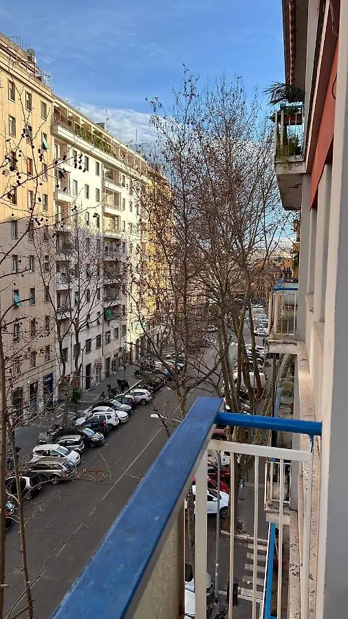 Luciano Licia Guest House Рим